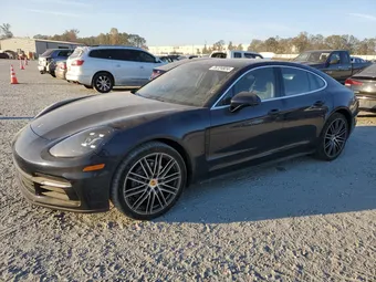 2017 Porsche Panamera WP0AA2A79HL100858