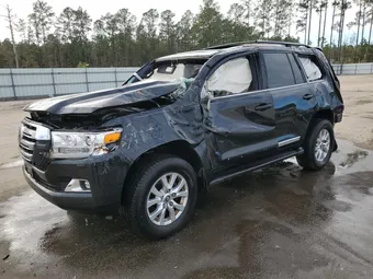2016 Toyota Land Cruiser JTMCY7AJ4G4047685