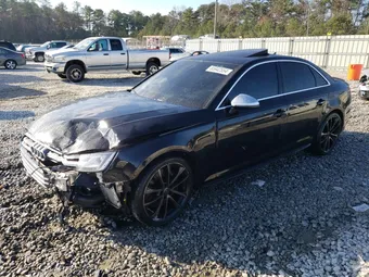 2019 Audi RS4 WAUC4AF47KA003120
