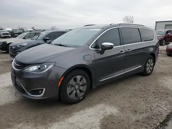 2017 Chrysler Pacifica Hybrid 2C4RC1N7XHR686124