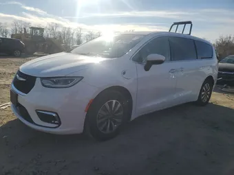 2023 Chrysler Pacifica Hybrid 2C4RC1L71PR583949