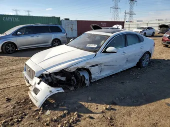 2017 Jaguar XF SAJBJ4BV1HCY30830