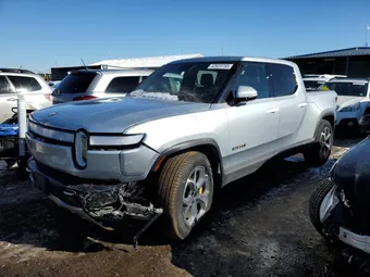 2023 Rivian R1T 7FCTGAAA5PN017311