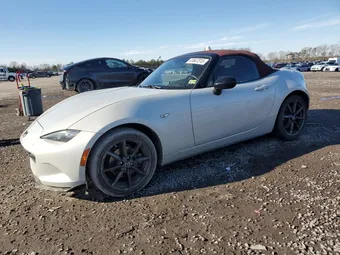 2018 Mazda MX-5 Miata JM1NDAC79J0205696