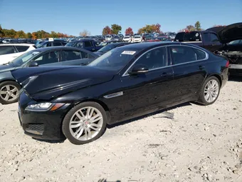 2016 Jaguar XF SAJBK4BV5GCY15095