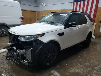 2017 Land Rover Discovery SALRRBBV2HA026275