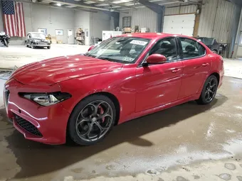 2017 Alfa Romeo Giulia ZARFAEEN9H7535491