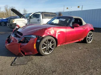 2020 Mazda MX-5 Miata JM1NDAD77L0410693