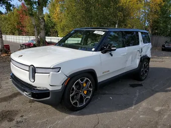 2024 Rivian R1S 7PDSGABAXRN035766
