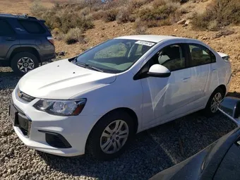 2019 Chevrolet Sonic 1G1JB5SB0K4148048