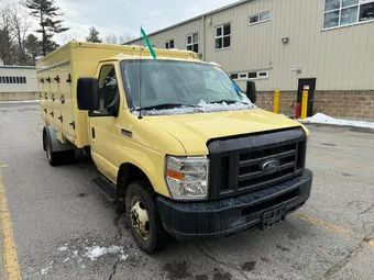 2019 Ford Econoline 1FDXE4FS9KDC57732