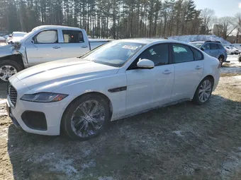 2021 Jaguar XF SAJBL4GX4MCY88624