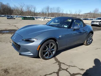 2020 Mazda MX-5 Miata JM1NDAD75L0418338