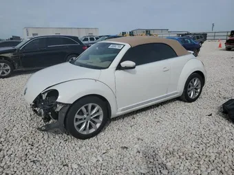 2014 Volkswagen Beetle 3VW5L7AT4EM806682