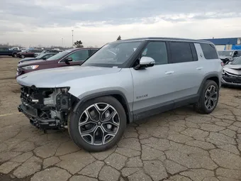2025 Rivian R1S 7PDSGBBA1SN045484