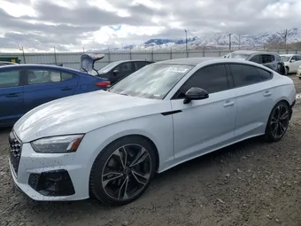2022 Audi S5 WAUC4CF52NA039905