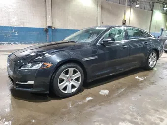 2017 Jaguar XJ-Series SAJWJ2GDXH8W08618