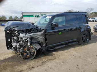 2025 Land Rover Defender SALE27EU9S2402944