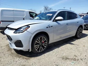 2023 Maserati Grecale ZN682AVA5P7438873
