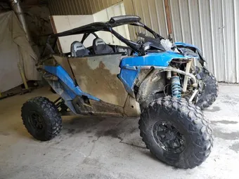 2015 Polaris 3NSVDE998FF381775