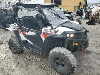 2016 Polaris 4XAVBA873GB668534