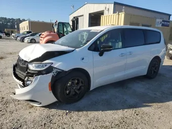 2024 Chrysler Pacifica Hybrid 2C4RC1S77RR156540