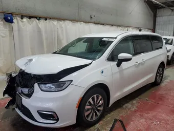 2023 Chrysler Pacifica Hybrid 2C4RC1L77PR565245