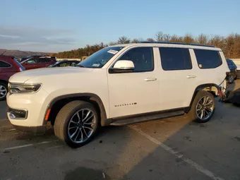 2022 Jeep Wagoneer 1C4SJVBT1NS129659