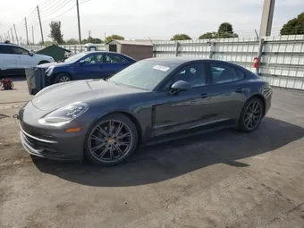 2018 Porsche Panamera WP0AA2A78JL111422