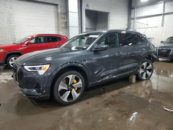 2022 Audi e-tron WA1LAAGE2NB009791
