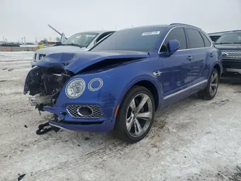 2017 Bentley Bentayga SJAAC2ZV2HC014080