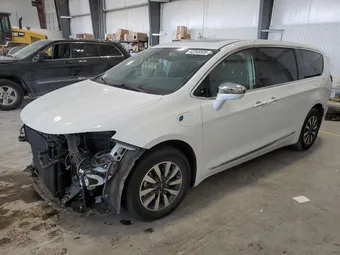 2022 Chrysler Pacifica Hybrid 2C4RC1S76NR148164