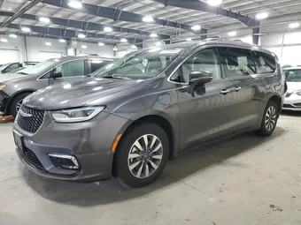 2021 Chrysler Pacifica Hybrid 2C4RC1L74MR586243