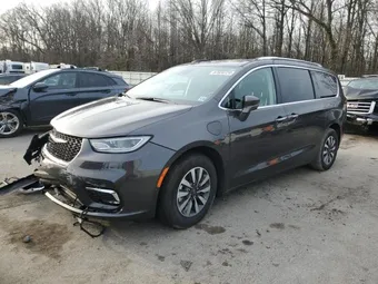 2021 Chrysler Pacifica Hybrid 2C4RC1L70MR544183