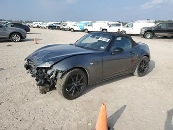 2021 Mazda MX-5 Miata JM1NDAC79M0460739