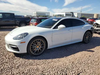 2018 Porsche Panamera WP0AB2A72JL132540