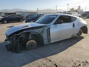2017 Nissan Z JN1AZ4EH7HM951674