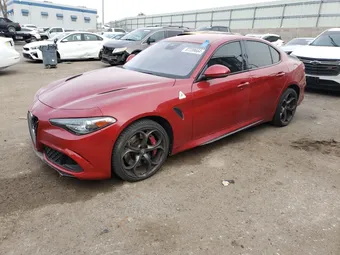 2018 Alfa Romeo Giulia ZARFAEAV9J7576814