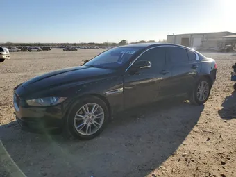 2017 Jaguar XE SAJAD4BG7HA963995