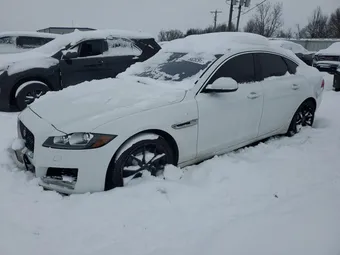 2016 Jaguar XF SAJBK4BV7GCY20475