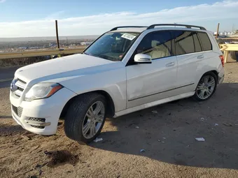 2015 Mercedes-Benz GLK-Class WDCGG0EB8FG385175