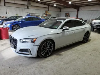 2019 Audi RS5 WAUB4CF51KA050823