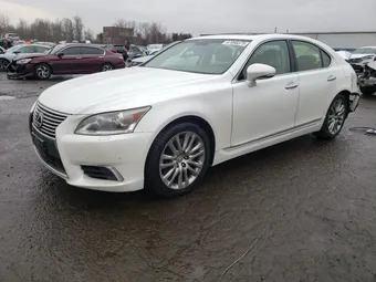 2016 Lexus LS 460 JTHCL5EF5G5026085