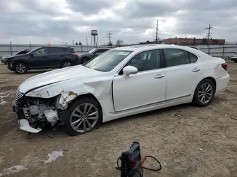 2014 Lexus LS460 JTHCL5EF4E5021098
