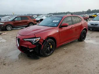 2018 Alfa Romeo Stelvio ZASFAKEV0J7C25297