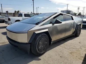 2024 Tesla Cybertruck 7G2CEHED9RA047674
