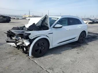 2024 Audi Q8 e-tron WA15AAGE5RB007032