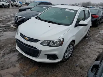 2017 Chevrolet Sonic 1G1JG6SH7H4148472