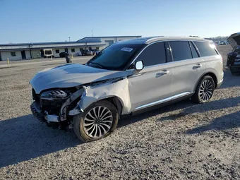 2022 Lincoln Aviator 5LM5J7WC2NGL21980