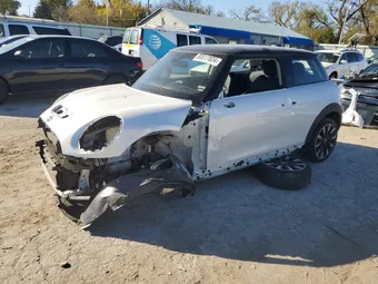 2024 Mini Hardtop WMW13DJ09R2V05227